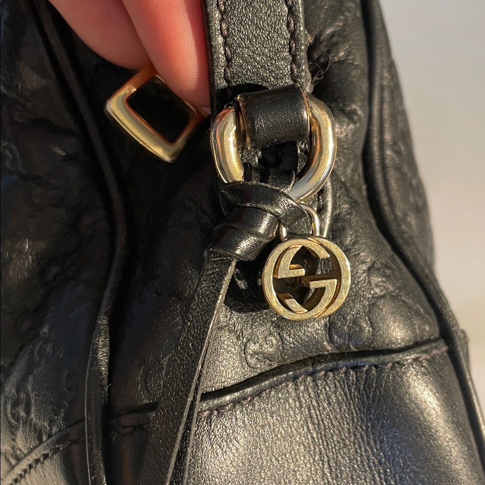 Gucci Black Leather guccisima monogram camera crossbody bag - Picture 11 of 15
